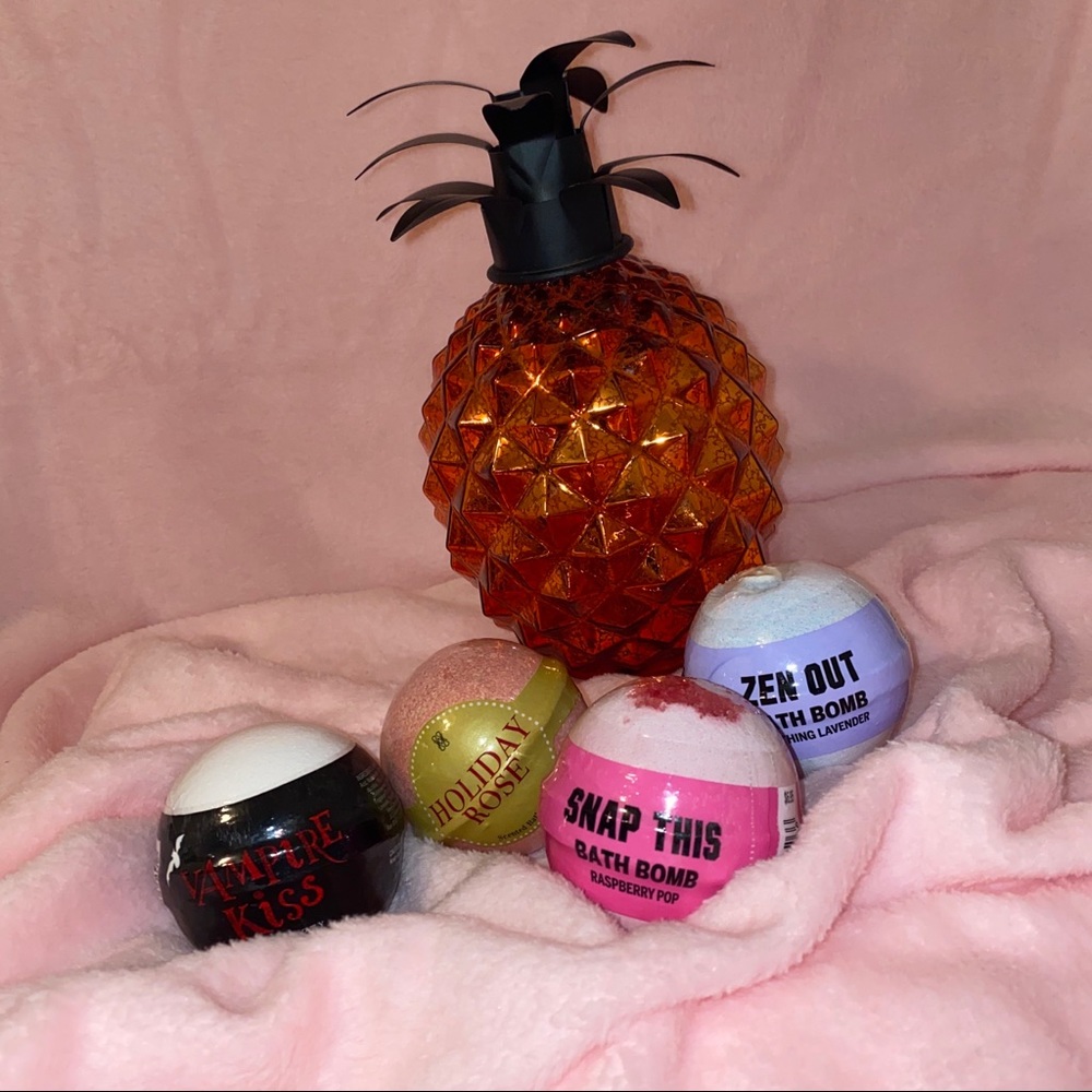 Bath Bombs 4 piece set